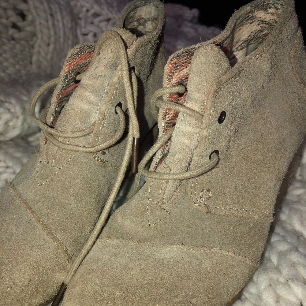 TOMS booties